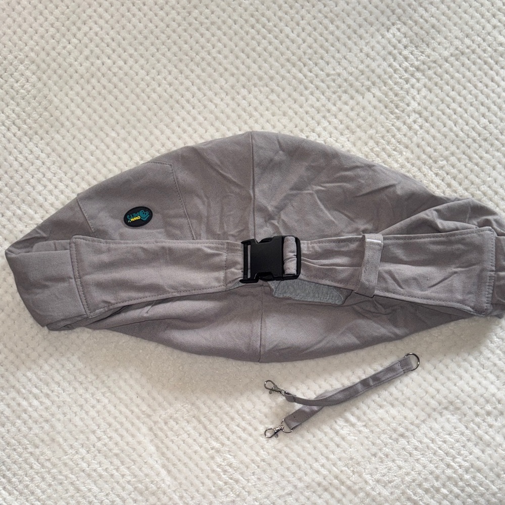 🐾 Ownpets Pet Sling Carrier – Gray Hands-Free Dog/Cat Carrier - Picture 6 of 9